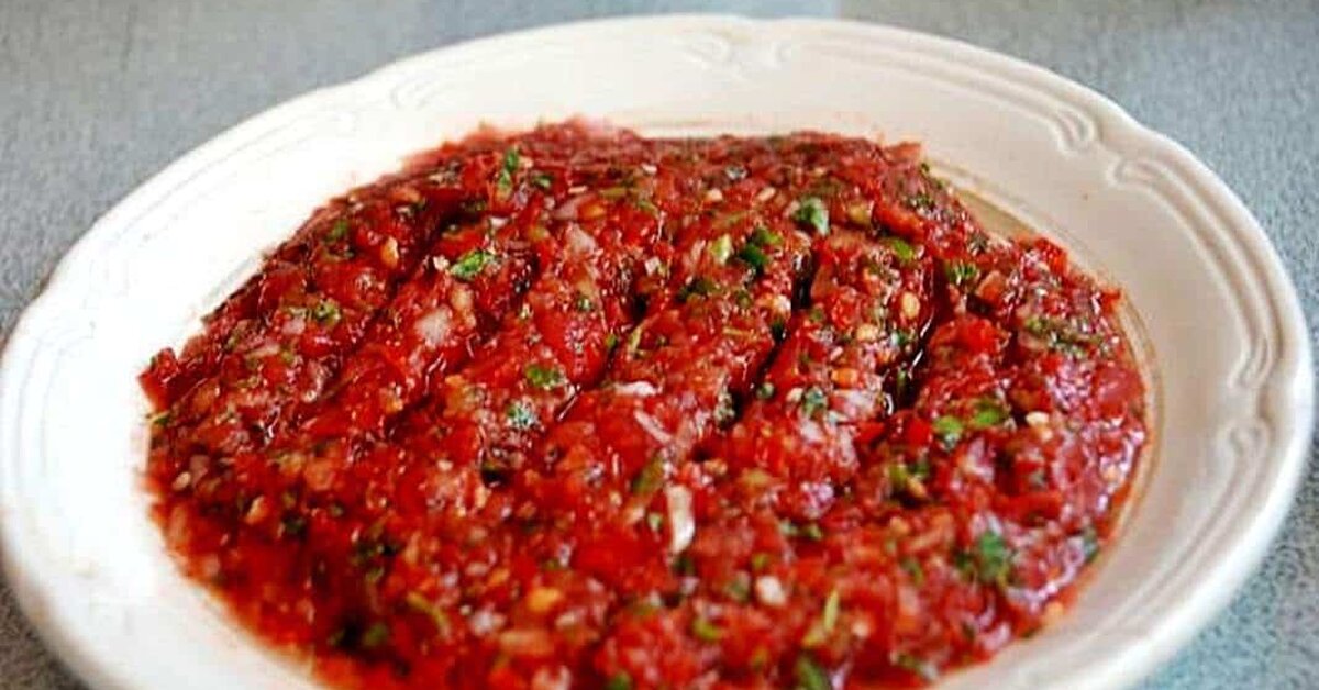 Acılı Ezme Nasıl Yapılır?