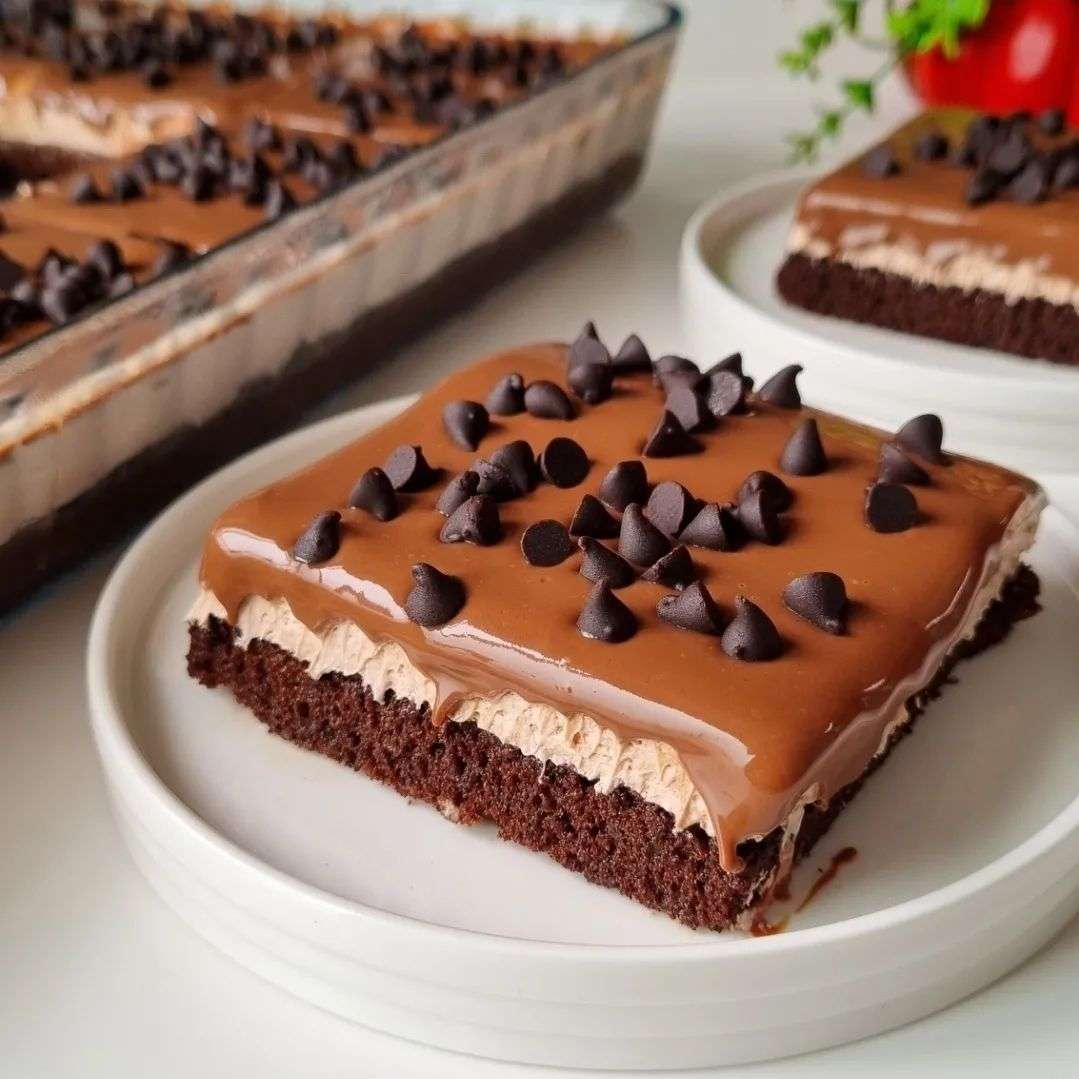 Borcamda Çikolatalı Yaş Pasta Tarifi