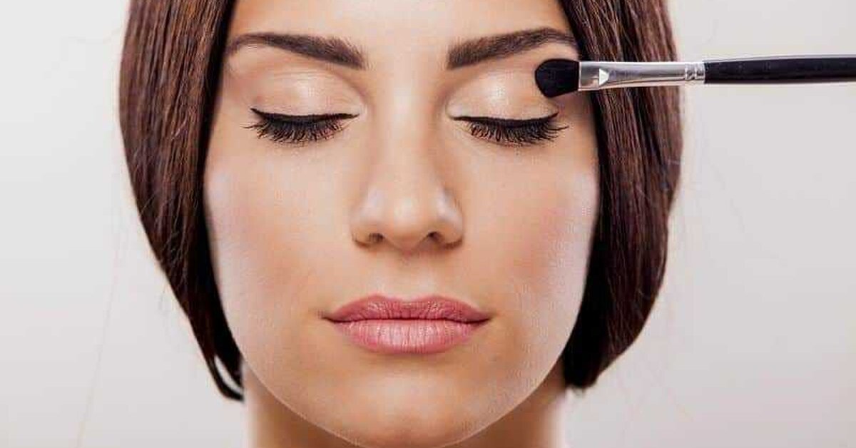 Doğal Makyaj Nasıl Yapılır?