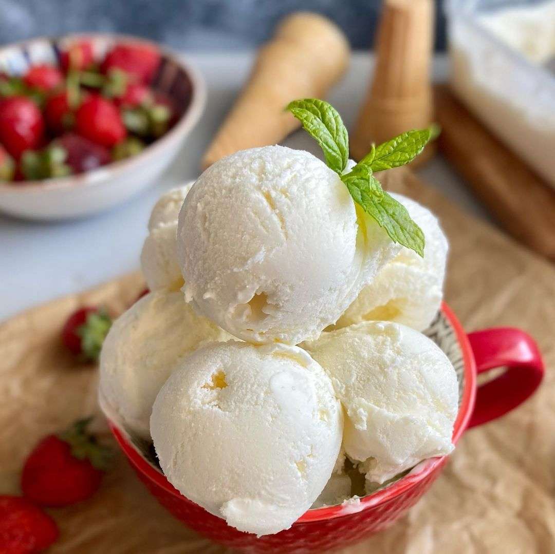 Evde En Pratik Haliyle Dondurma Tarifi