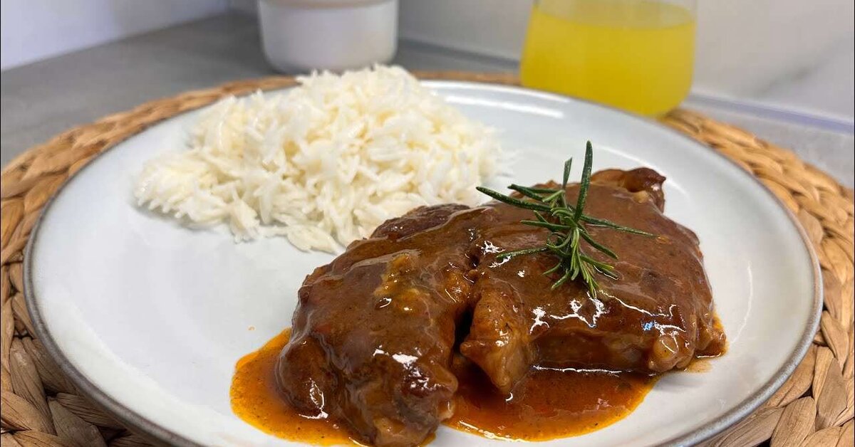 Lif lif ayrılan lokum gibi kendi lezzetinde pişmiş et