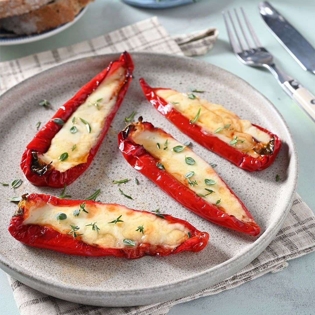 Fırında Kaşarlı Kapya Biber Tarifi