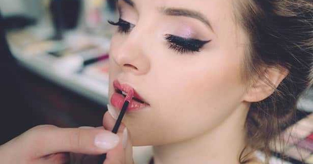 Genç Gösteren Makyaj Tüyoları