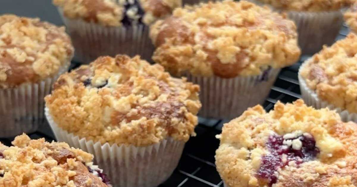 Yaban Mersinli Kırıntılı Muffin Tarifi