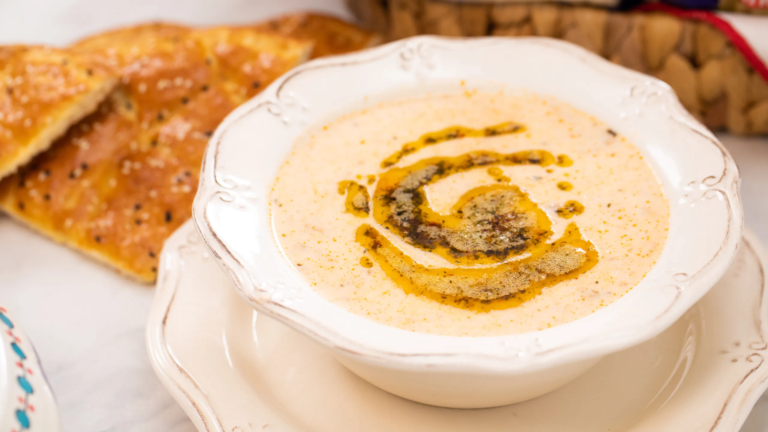 Köfteli Yoğurt Çorbası