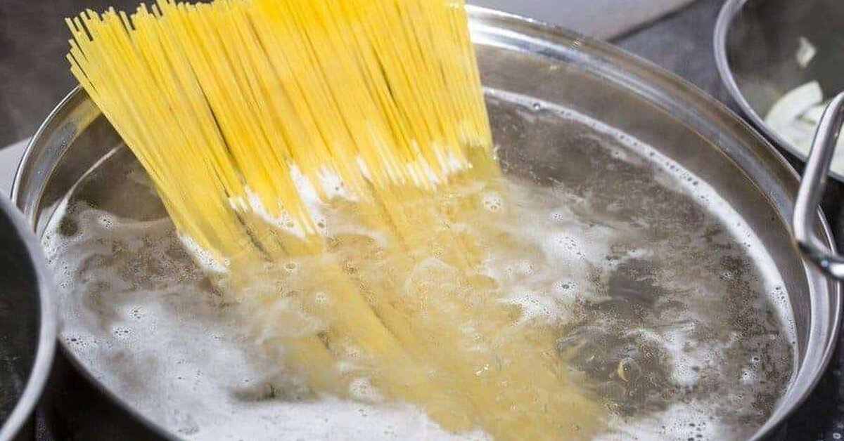 Makarna Suyunu Asla Lavaboya Dökmeyin Nedeni Bakın Neymiş !