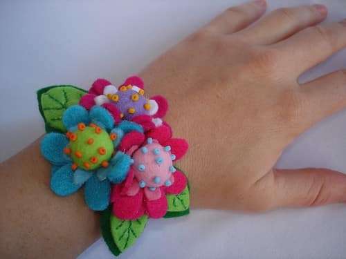 Örgü Bileklik Modelleri