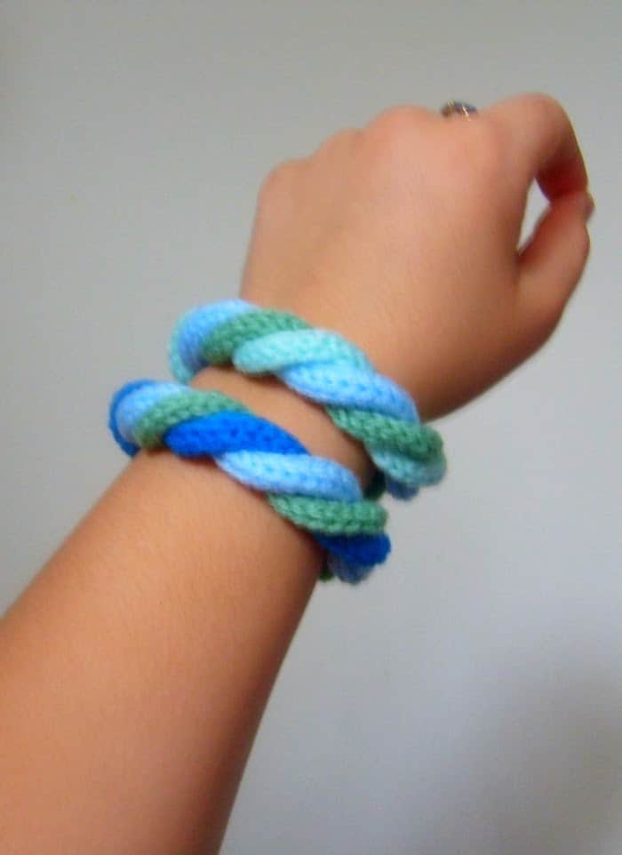 Örgü Bileklik Modelleri