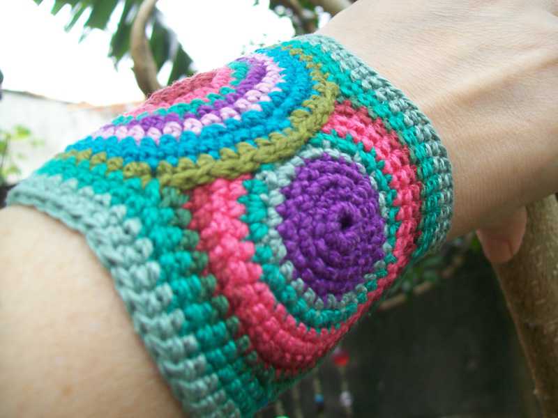 Örgü Bileklik Modelleri