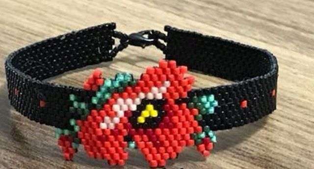 Örgü Bileklik Modelleri