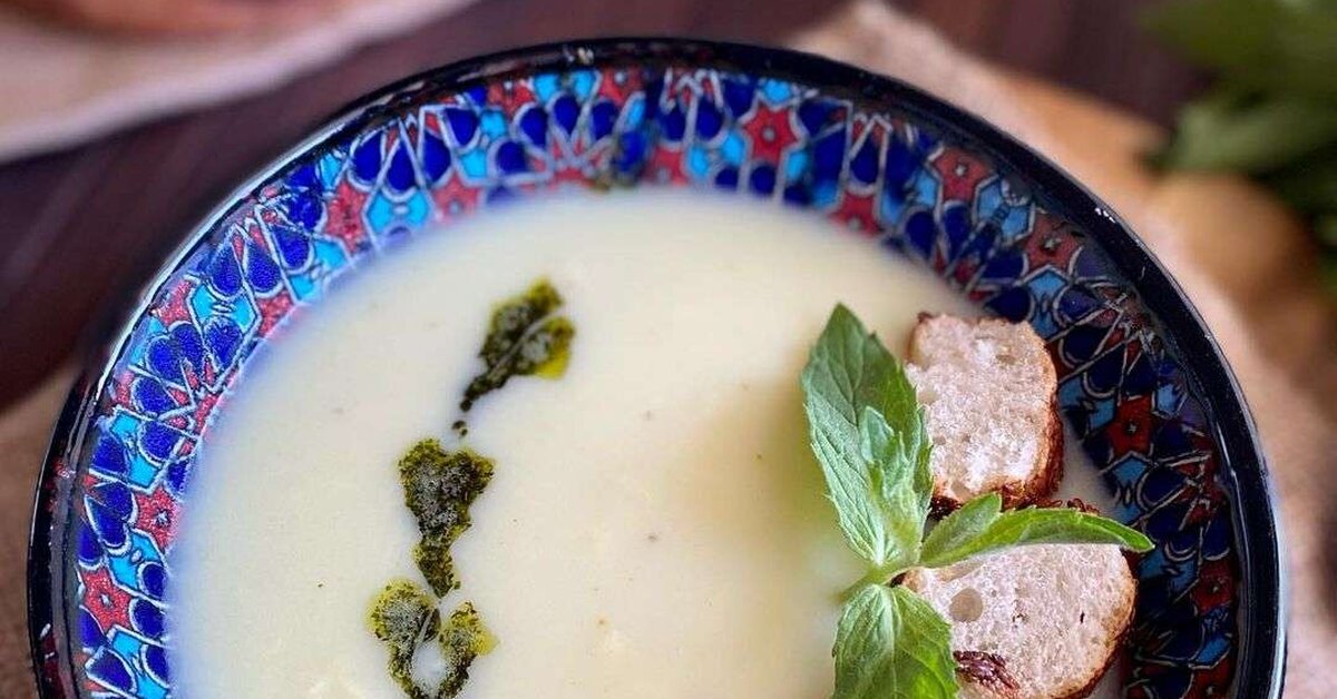 Tavuk suyu ile Un Çorbası Tarifi