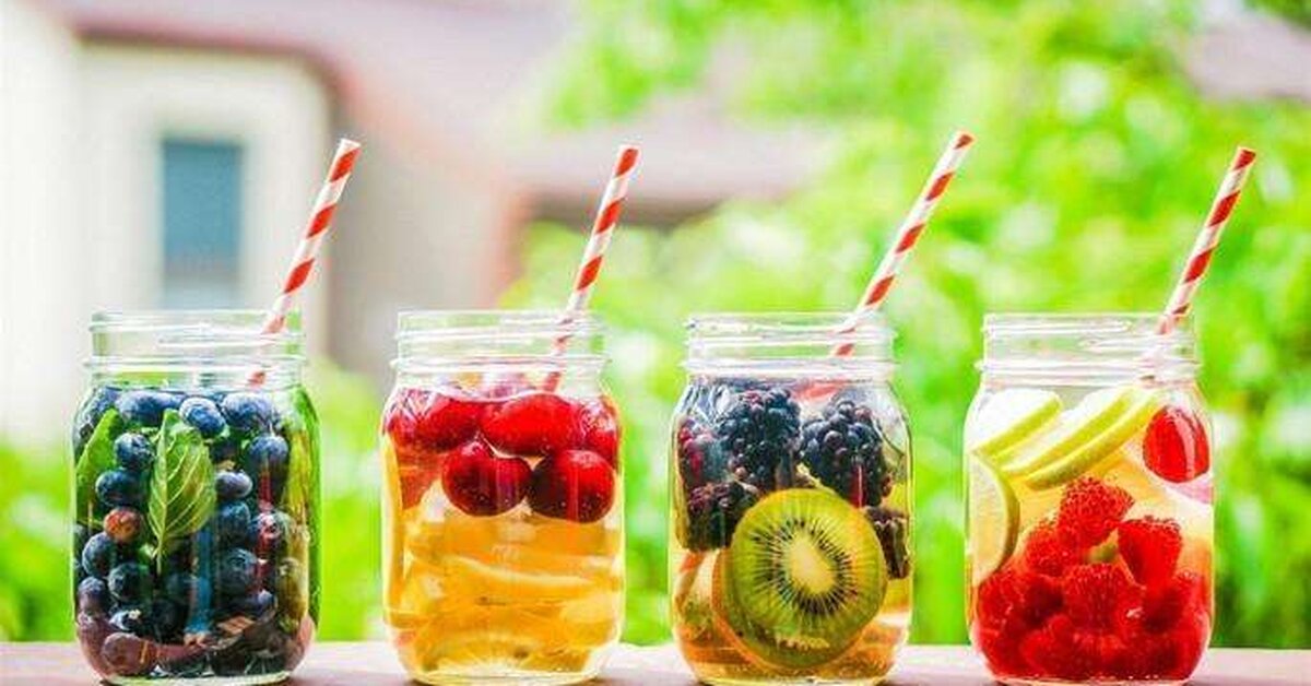 Vücudunuzu Yeniden Canlandırın: Evde Hazırlayabileceğiniz 5 Etkili Detoks Tarifi