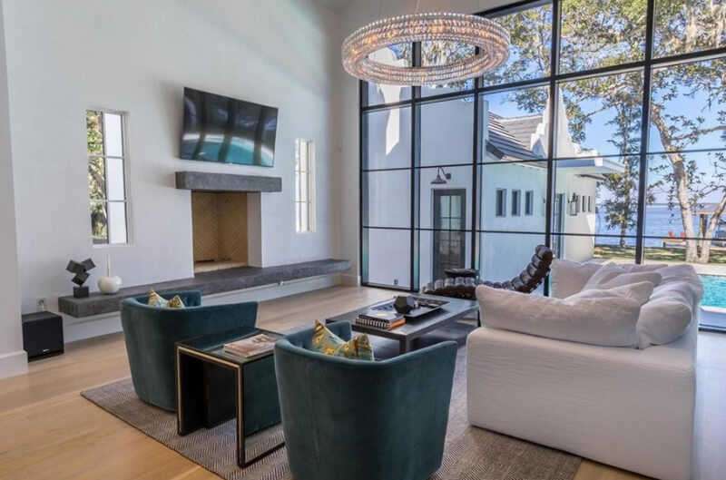 20 Muhteşem Gri ve Beyaz Çağdaş Oturma Odası Tasarımları