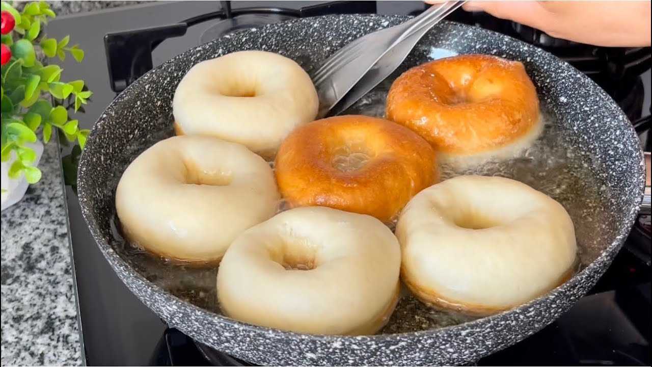 Asla Yağ Çekmeyen Donut Pişi Tarifi