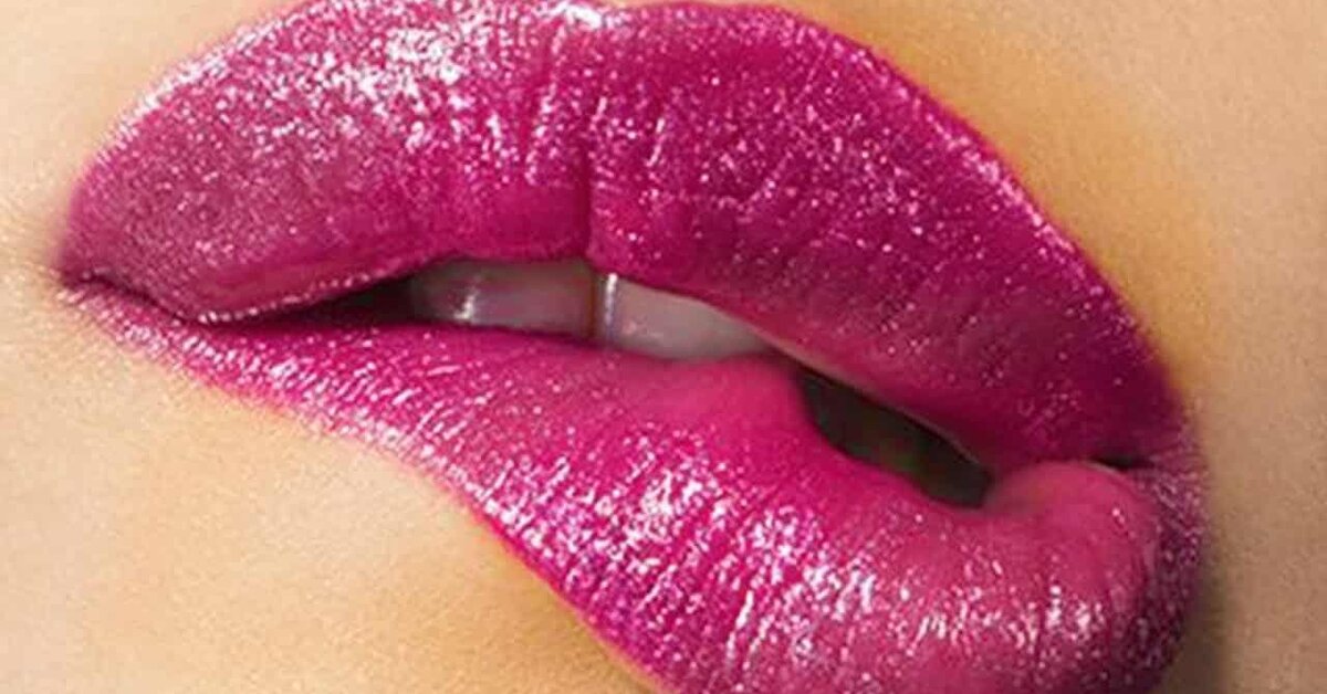 Bir Kadının Sizden Hoşlandığını Gösteren Belirtiler