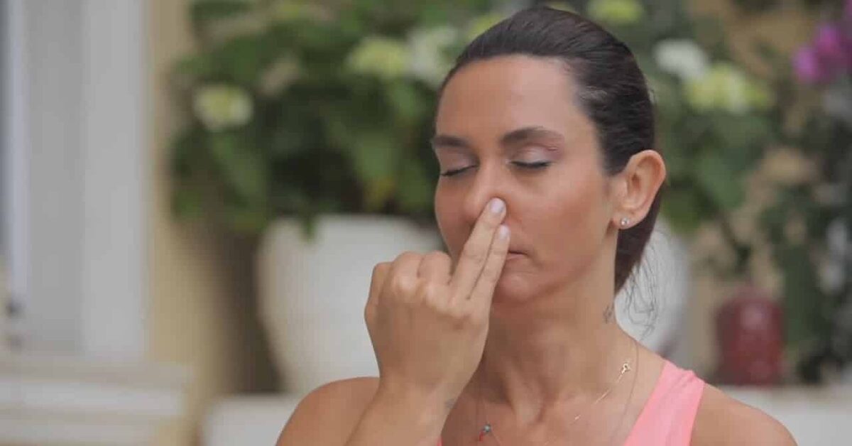 Ayşe Tolga’dan Denge Nefesi ile Rahatlama Terapisi