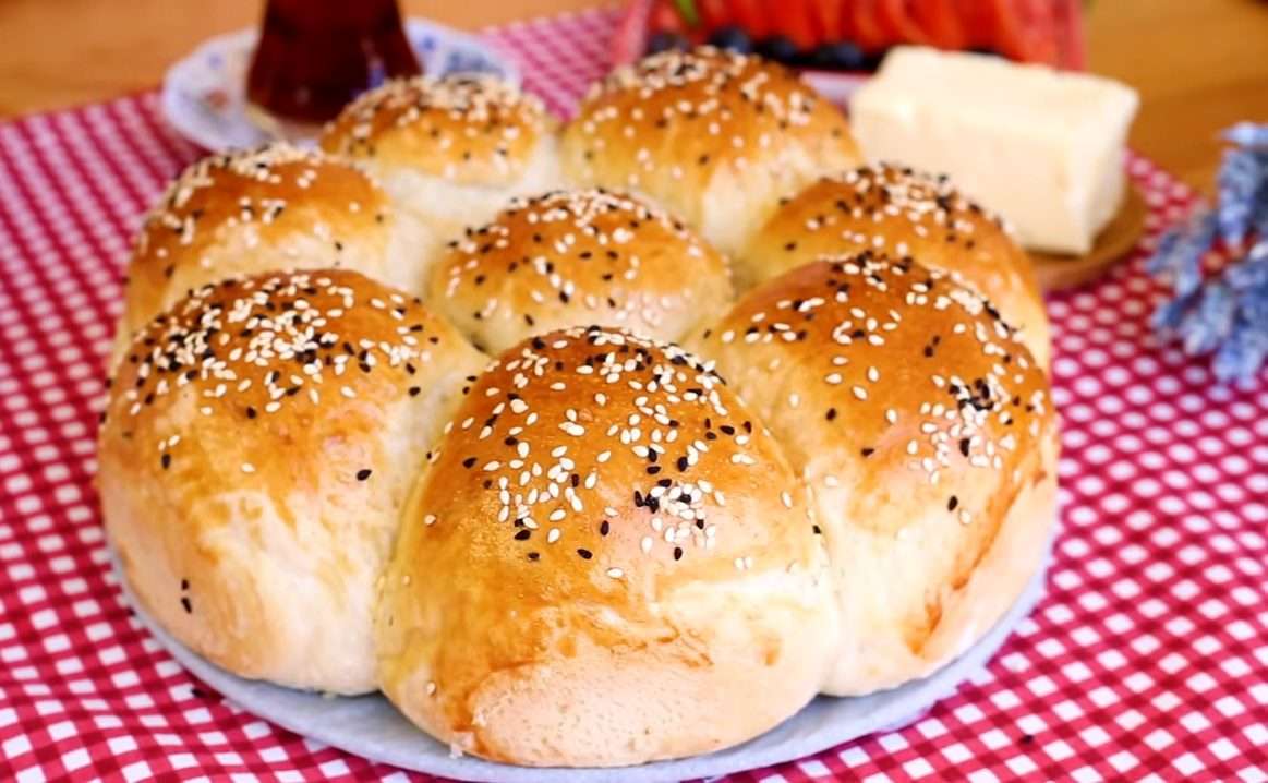 Evde Yumuşacık Çiçek Ekmek Tarifi