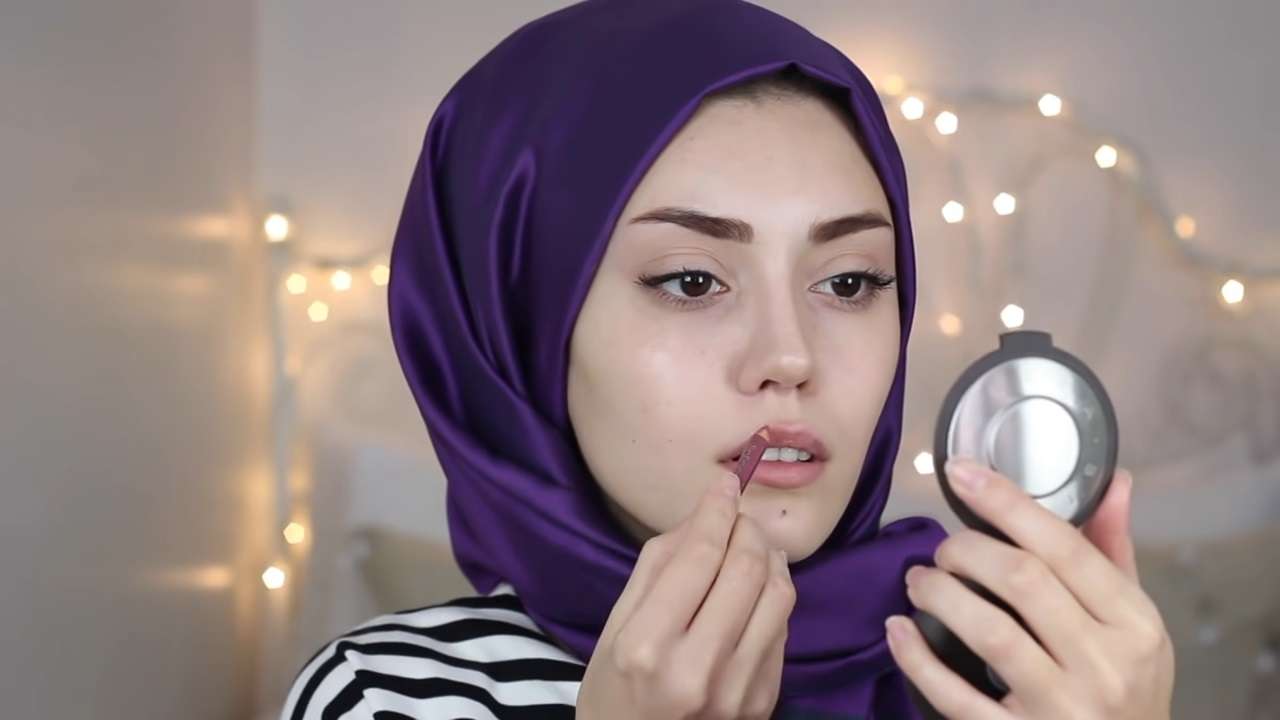 Fondötensiz Makyaj Nasıl Yapılır?