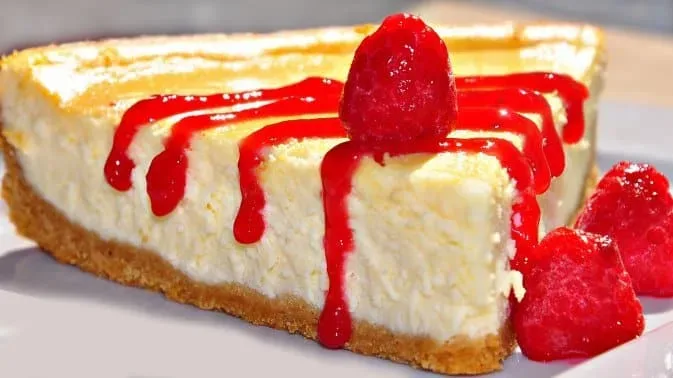 Frambuazlı Cheesecake Tarifi Nasıl Yapılır?