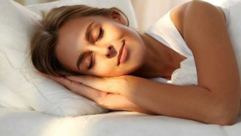 Geceleri Uykusuzluk Problemine Çözüm! Doğal Uyku İlacı