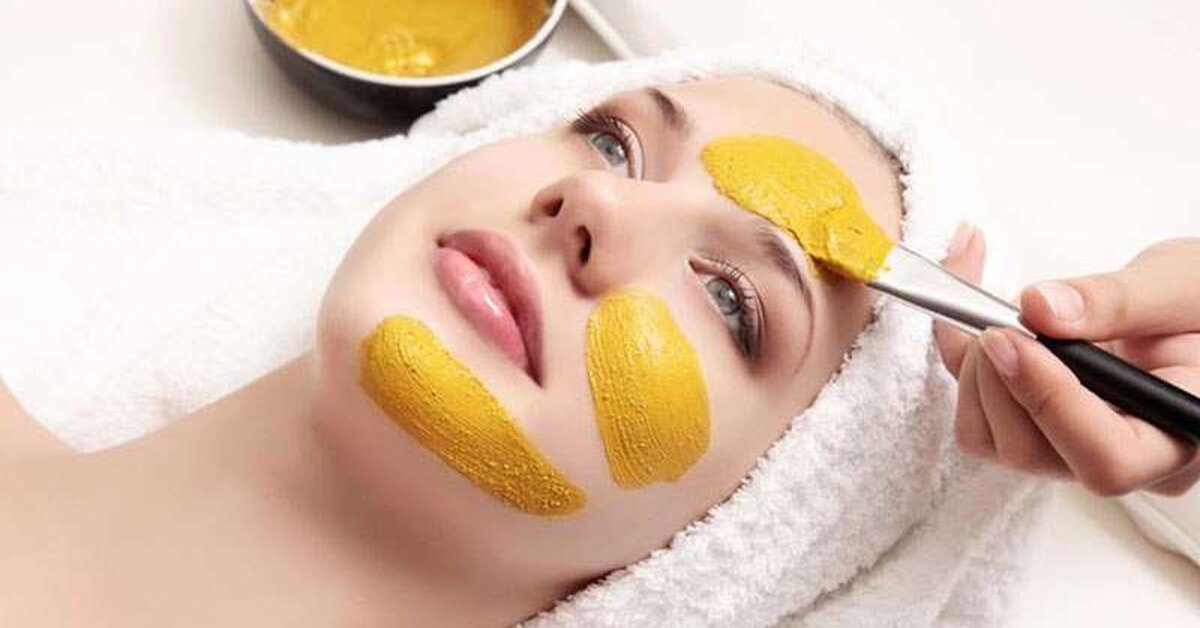 Göz altı morluklarını zerdeçal ile geçirin!