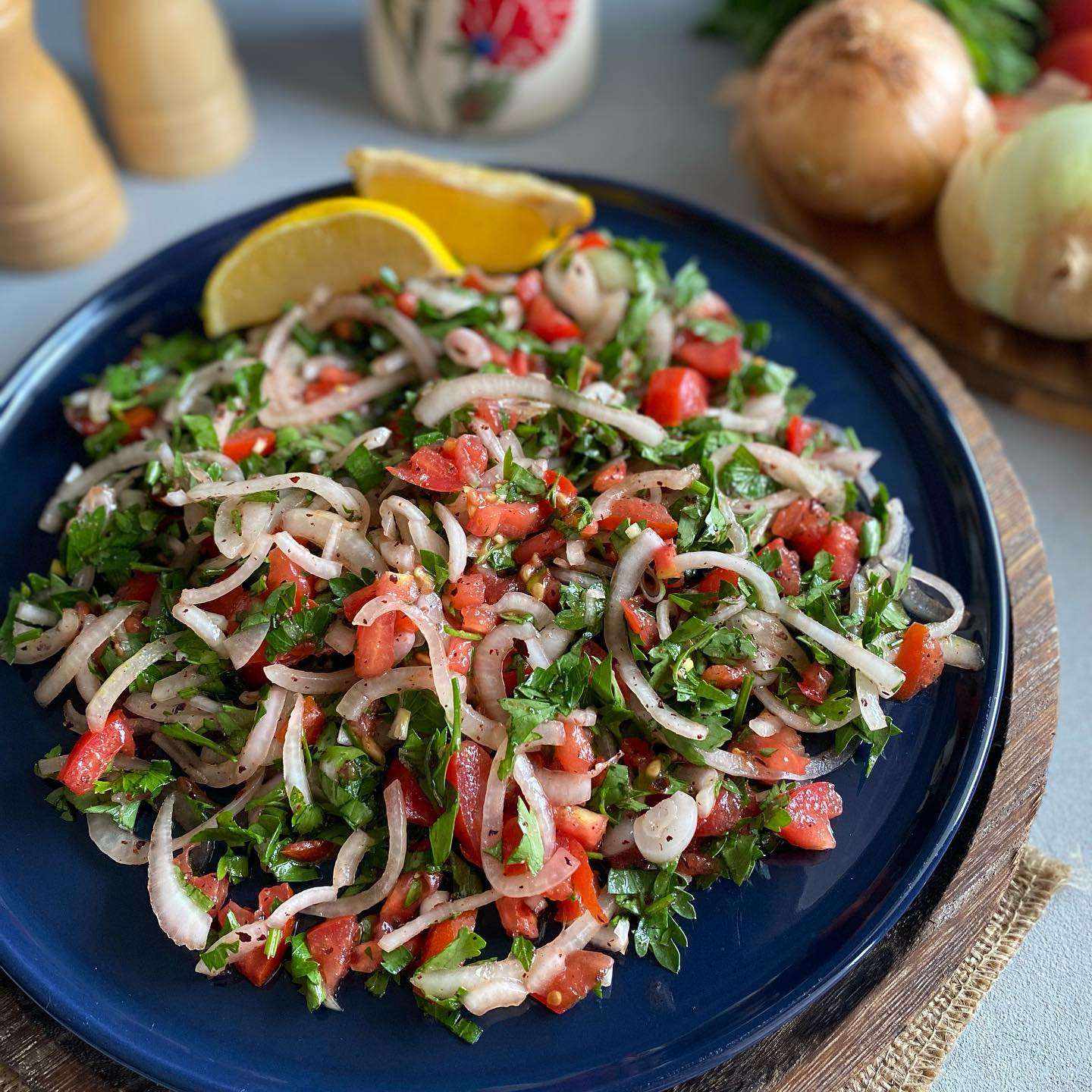 Hatay Zerzavat Soğan Salatası Tarifi