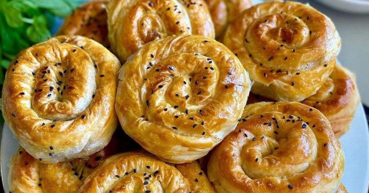 Patatesli Gül Böreği Tarifi