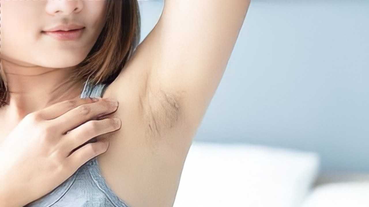 Kararmış Koltuk Altı ve Dizler Nasıl Beyazlatılır?