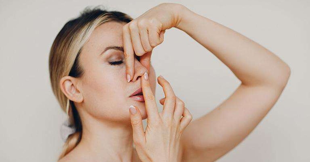 Kırışıklık gideren yüz yogası