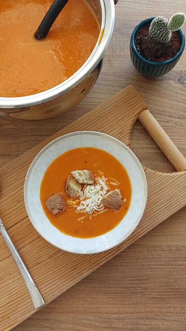 Köz Domates Çorbası