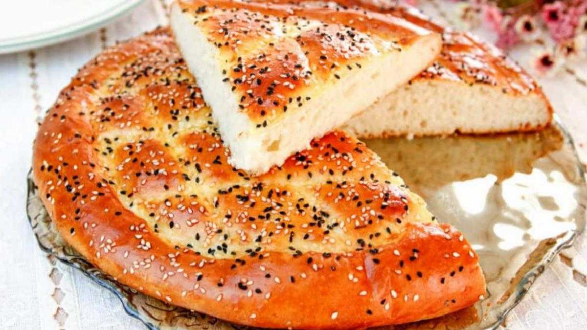 Yumuşacık Pastane Pidesi Tarifi