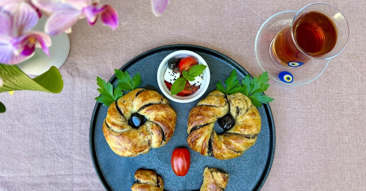 Patatesli Büzgü Börek Tarifi