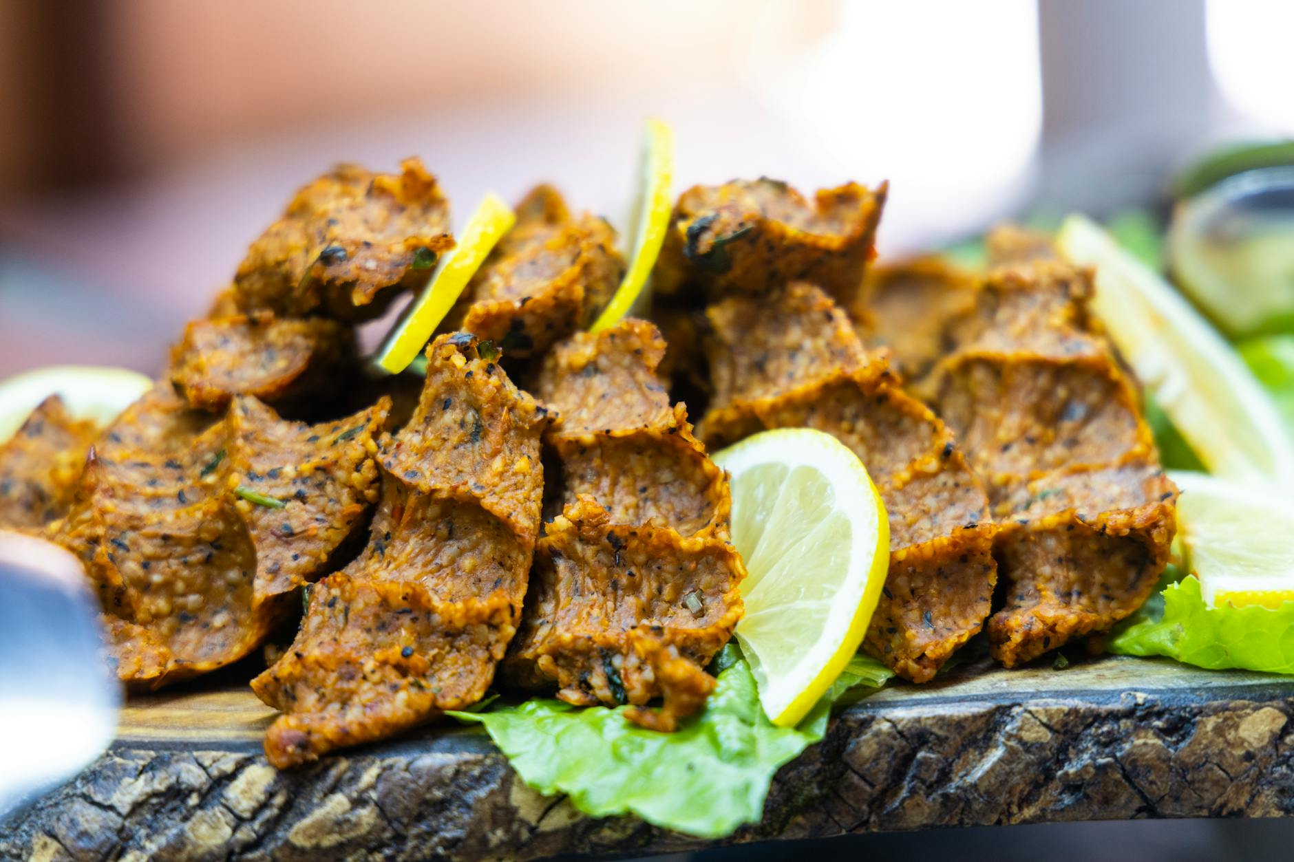 Dağılmayan Kuru Köfte Tarifi: Püf Noktalarıyla Mükemmel Köfte