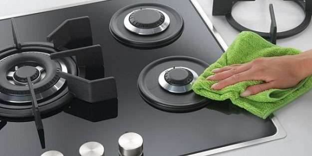 Siyah Ankastre Ocak Nasıl Temizlenir?