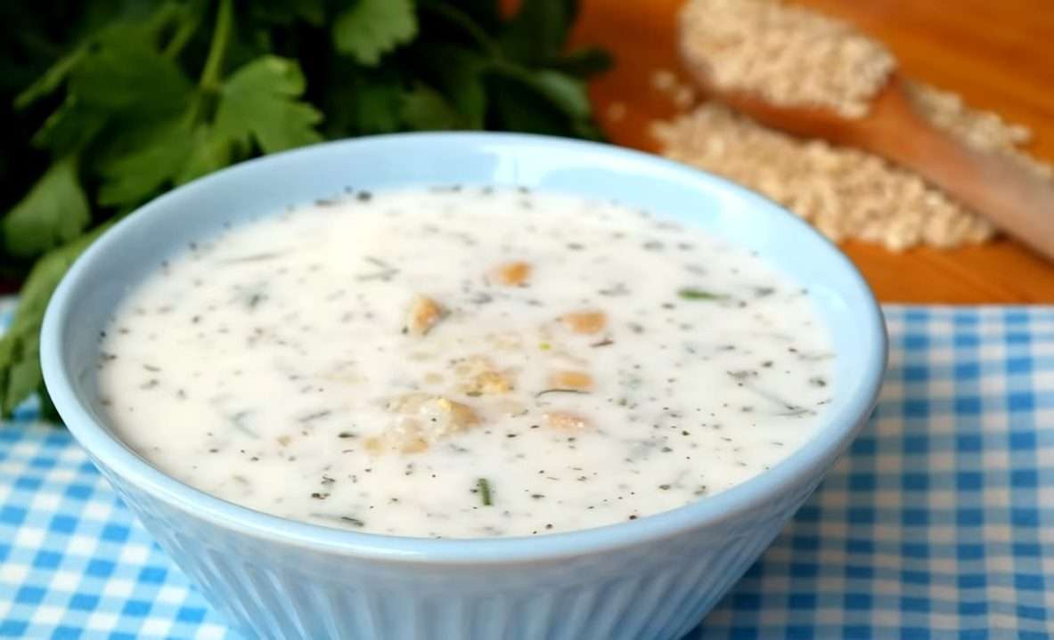 Soğuk Ayran Aşı Çorbası Tarifi Nasıl Yapılır?