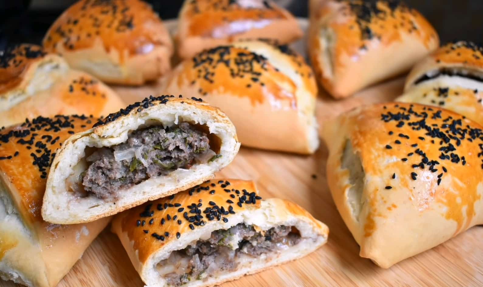 Tadına Doyamayacağınız Çok Lezzetli Börek Tarifi