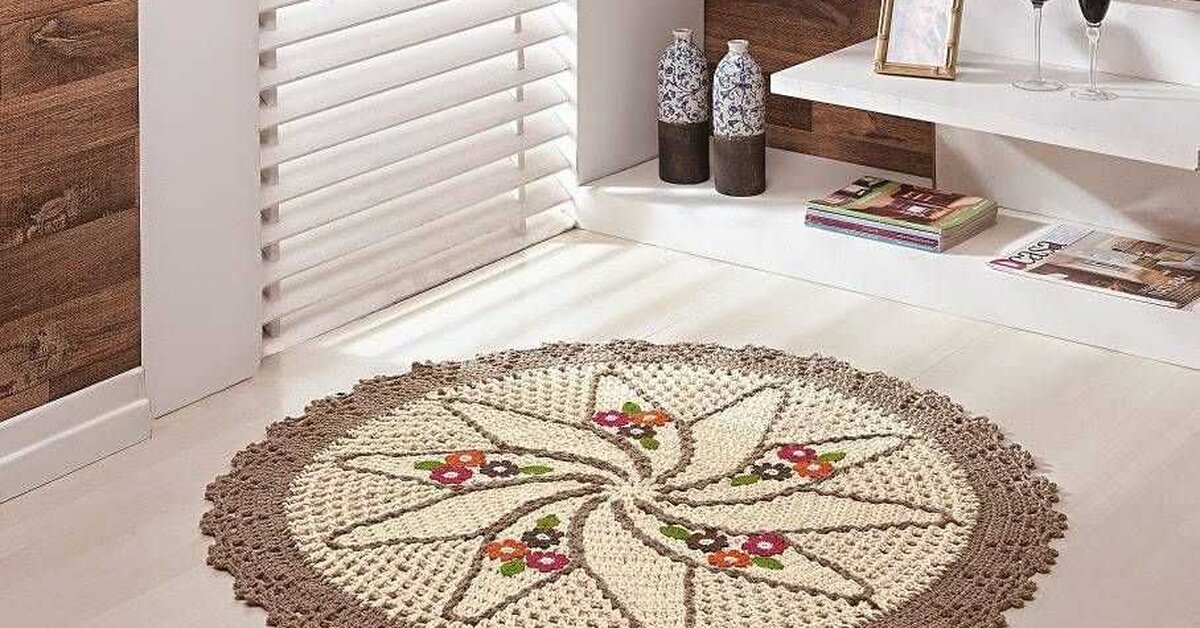 Tığ İşi Tasarlanan Güzel ve Farklı Halı Modelleri