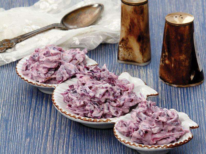 Mor Lahana Mezesi Nasıl Yapılır?