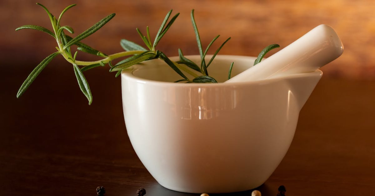 Havanda bitki öğütülmesi